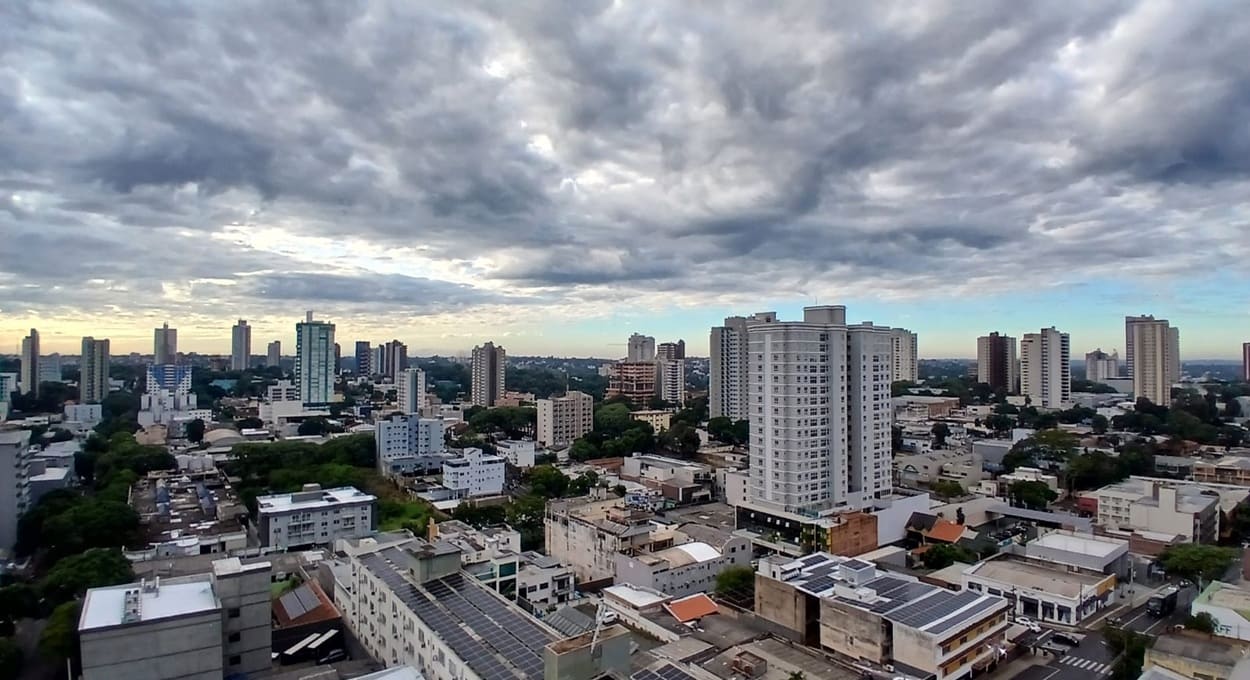 Frente fria já traz mudanças — veja a previsão para Foz do Iguaçu