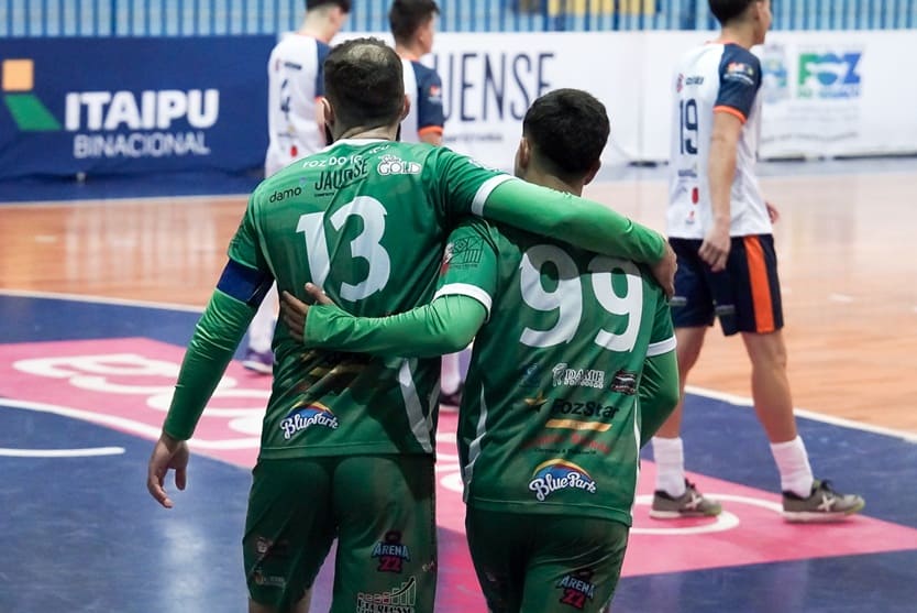 Elenco da Máquina Mortífera mescla jogadores com experiência, como Léo Costa (13), a jovens talentos como Guga (99).