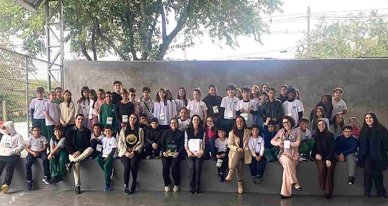 Cidadania na escola: projeto em Foz ensina crianças a fiscalizar o uso do dinheiro público