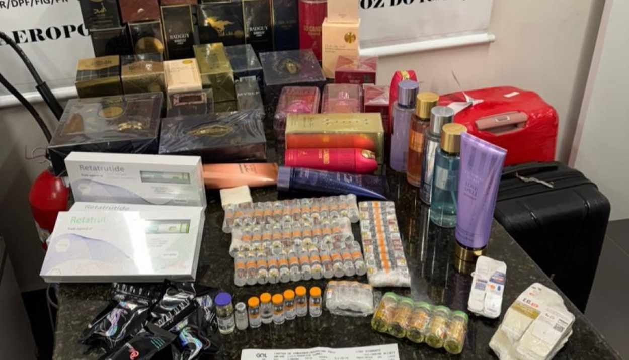 PF encontra contrabando de medicamento na mala de passageiro no aeroporto de Foz