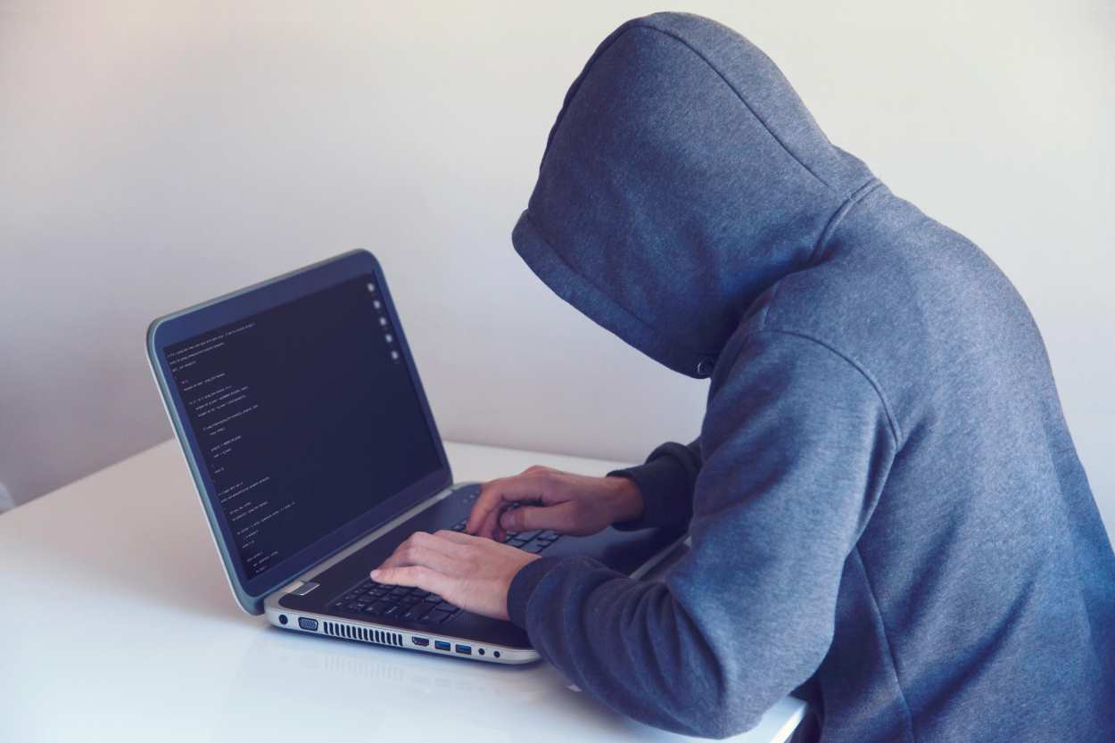 Polícia alerta para crimes virtuais contra crianças e adolescentes