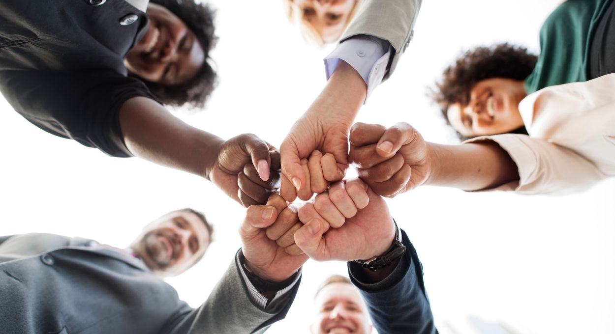 Potencialidades e limitações no ambiente de trabalho, amizade, família e mundo