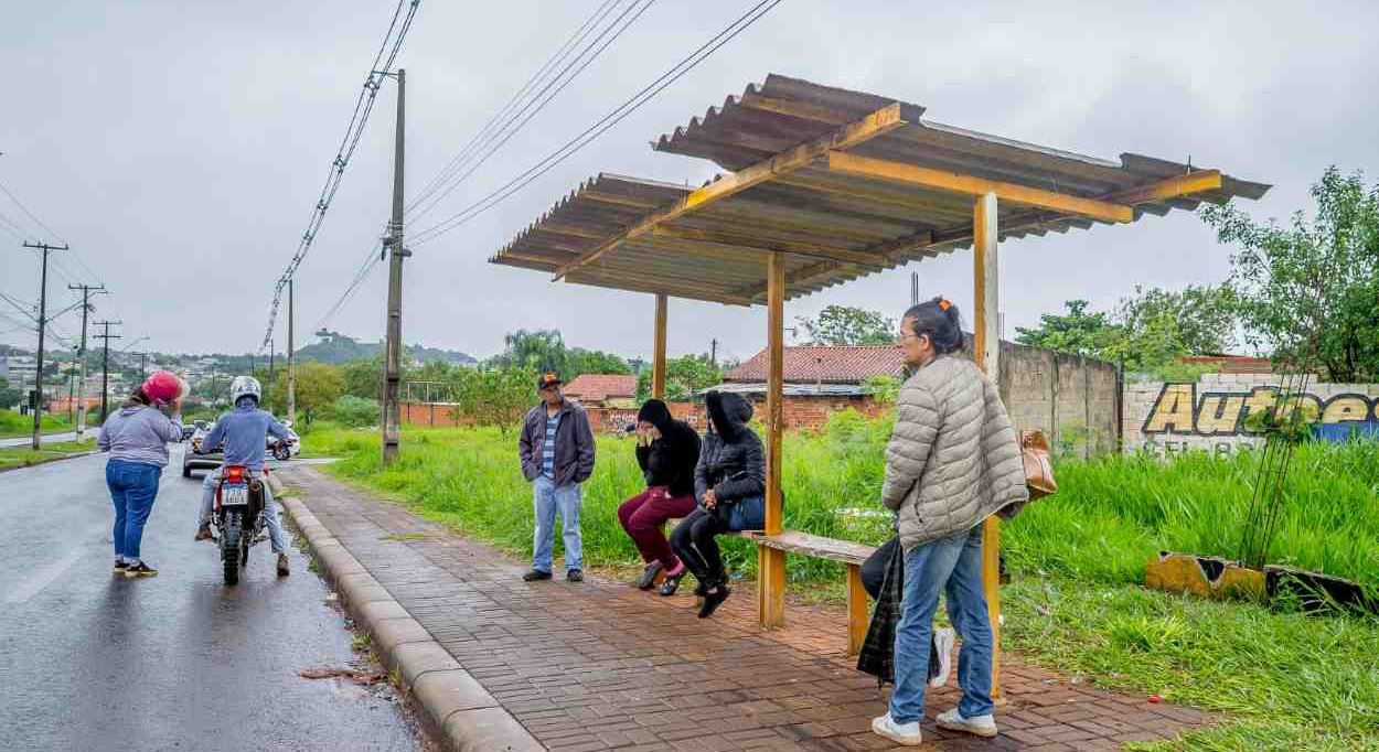 Pontos de ônibus em Foz podem chegar a 70°C, aponta pesquisa da Unila