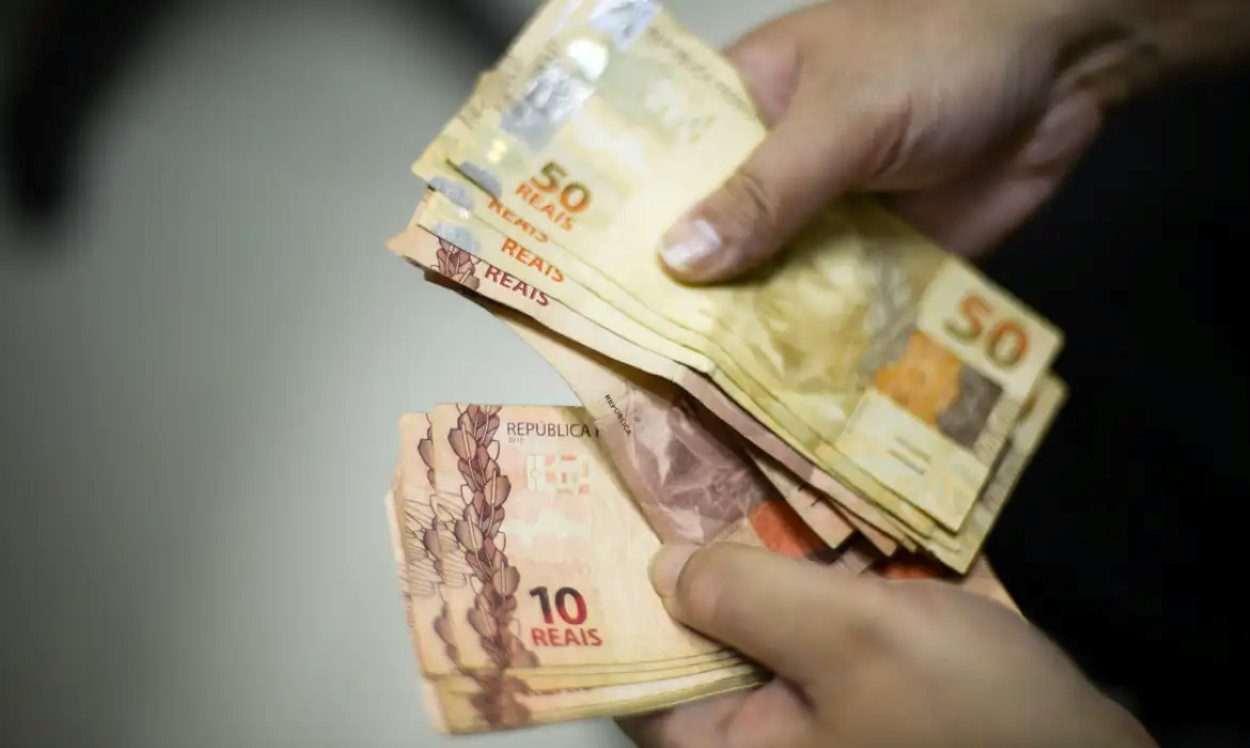 Paraná tem renda média mensal de R$ 3.852, a 5.ª maior do país