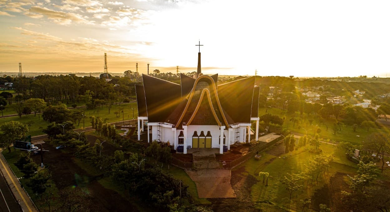 Tapetes e missas: confira a programação de Corpus Christi em Foz do Iguaçu