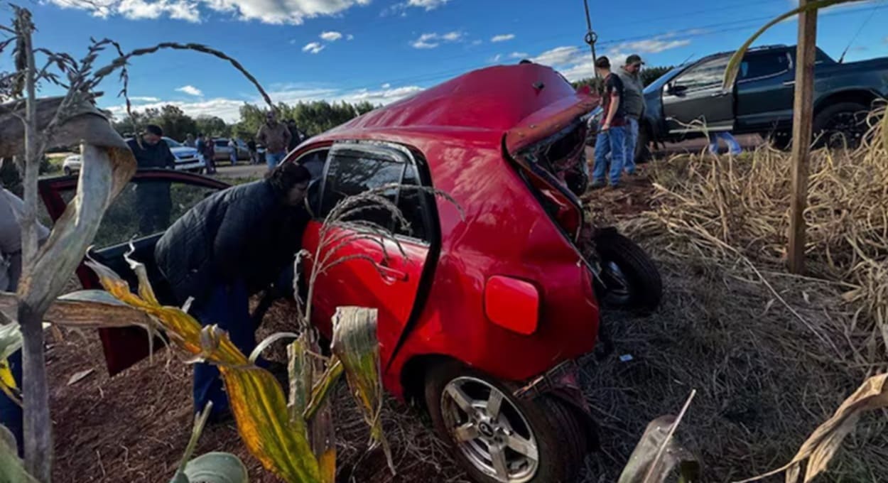 Brasileiro morre em acidente causado por adolescente no Paraguai