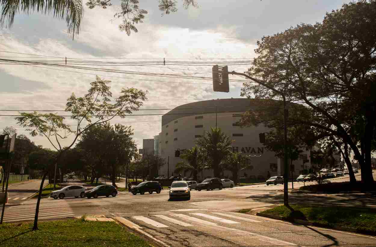 Desfile do aniversário de Foz tem alterações no trânsito a partir desta 2.ª