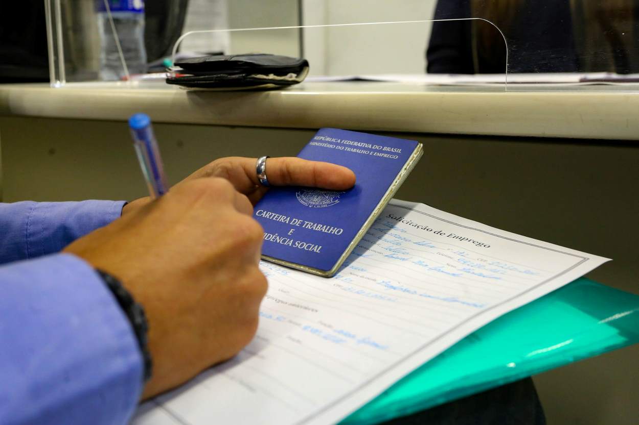 Procurando emprego? Confira as vagas abertas em Foz do Iguaçu