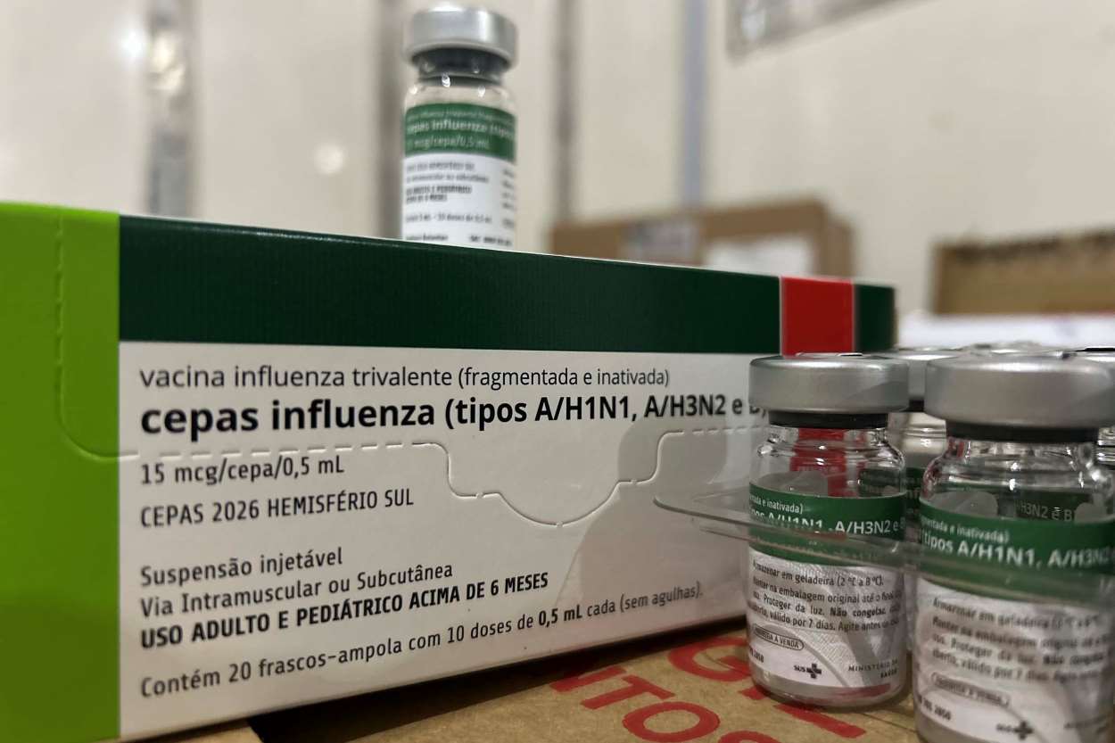 Foz libera vacina da gripe para toda a população e reforça alerta contra casos graves