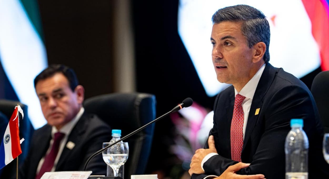 Presidente do Paraguai compara Ponte da Integração a Ormuz