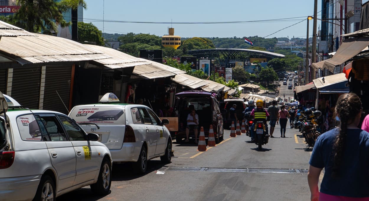 Vai de carro ao Paraguai? Veja o que a polícia de lá tem a dizer