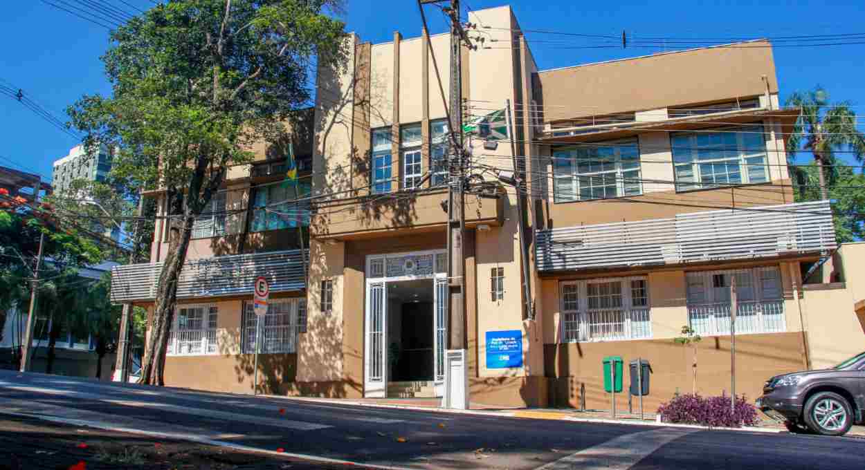 Quase 17 mil fazem prova do concurso de Foz do Iguaçu neste domingo