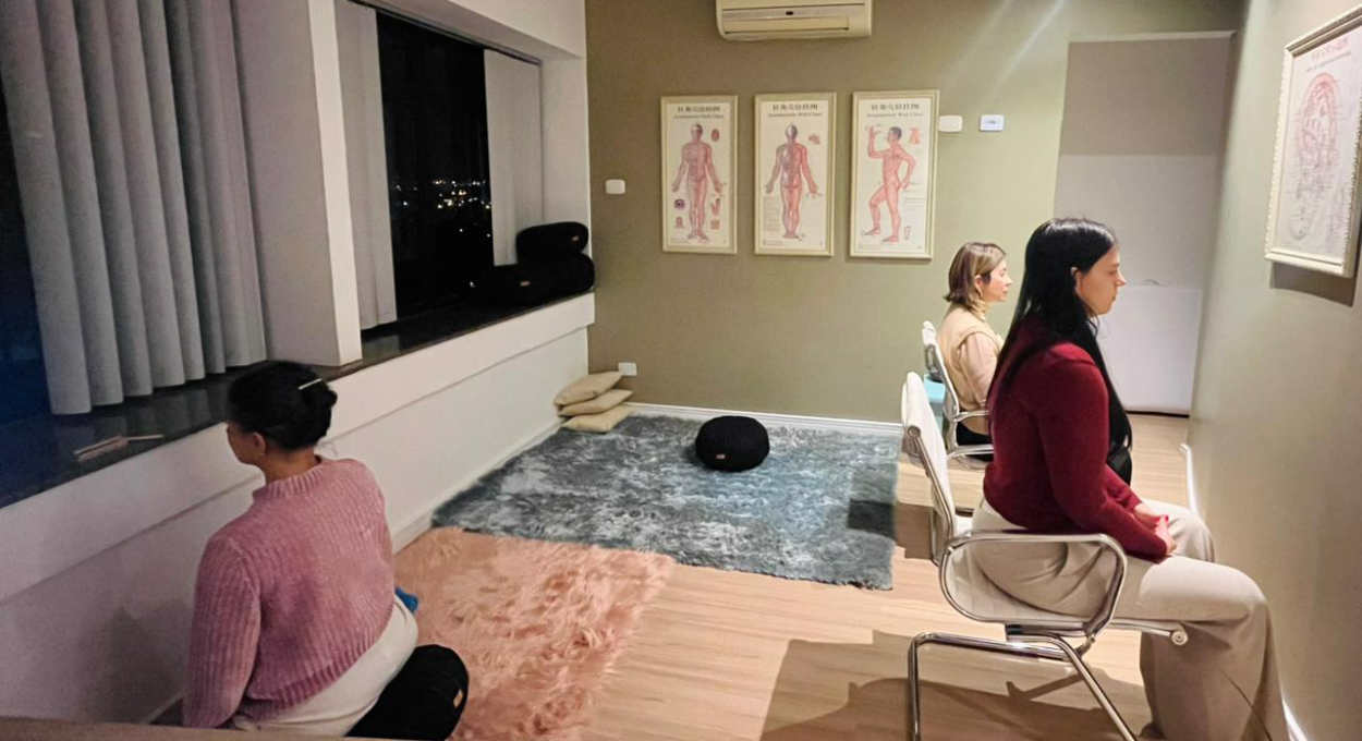 Meditação Zazen convida moradores de Foz do Iguaçu a cultivar o equilíbrio