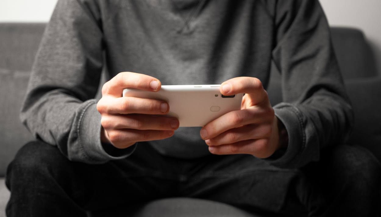 Foz ganha grupo para ajudar pessoas viciadas em apostas online e jogos de azar