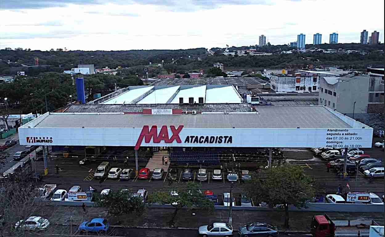 Max Atacadista da Vila Portes celebra 25 anos com loja revitalizada