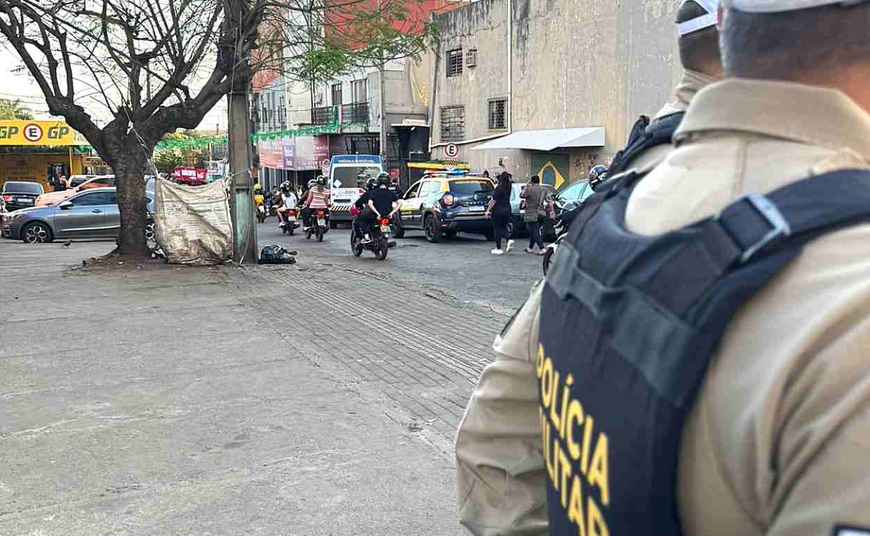 Operação Bloqueio fiscaliza motos na região da Ponte da Amizade