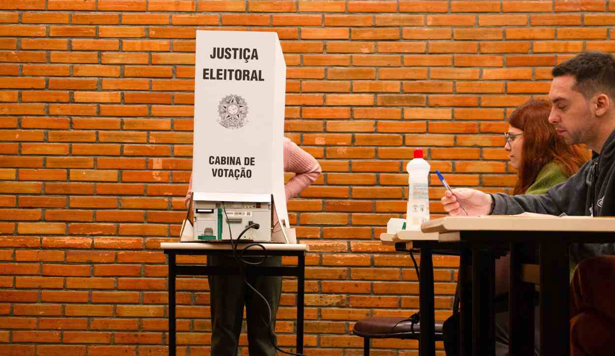 Pré-candidatos entram em nova fase da corrida eleitoral; entenda o que muda