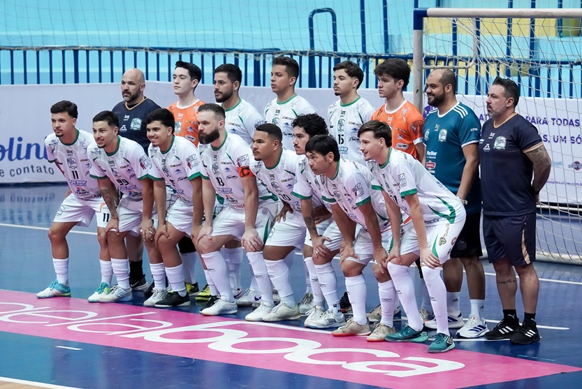Foz Futsal contou com inúmeros jogadores da base na partida contra o time de Cornélio Procópio.