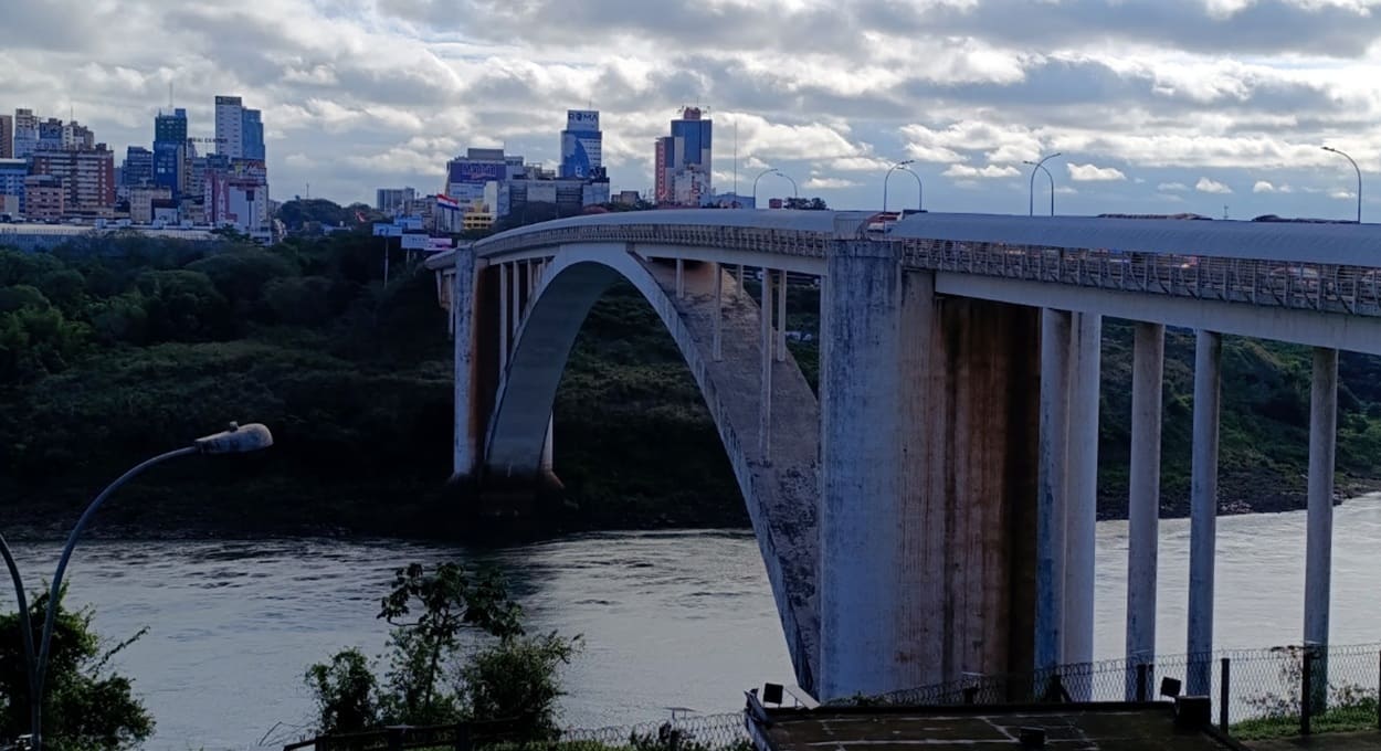 Paraguai e Argentina terão feriados nos próximos dias — veja a programação