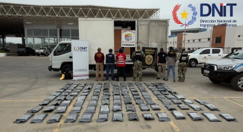Apreensão ocorreu após verificação do caminhão com escâner no Paraguai.