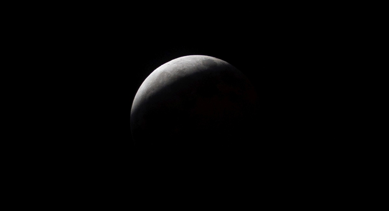 Eclipse lunar em Foz do Iguaçu: veja imagens do fenômeno