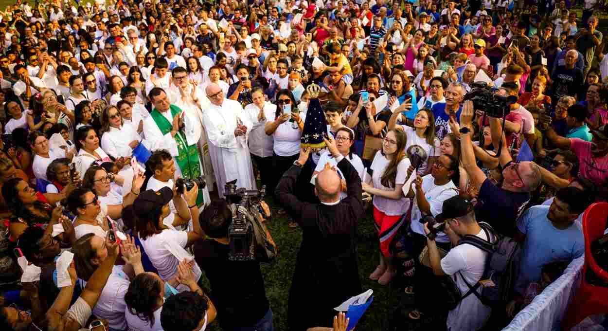 Imagem de Nossa Senhora Aparecida chega a Foz do Iguaçu; veja programação