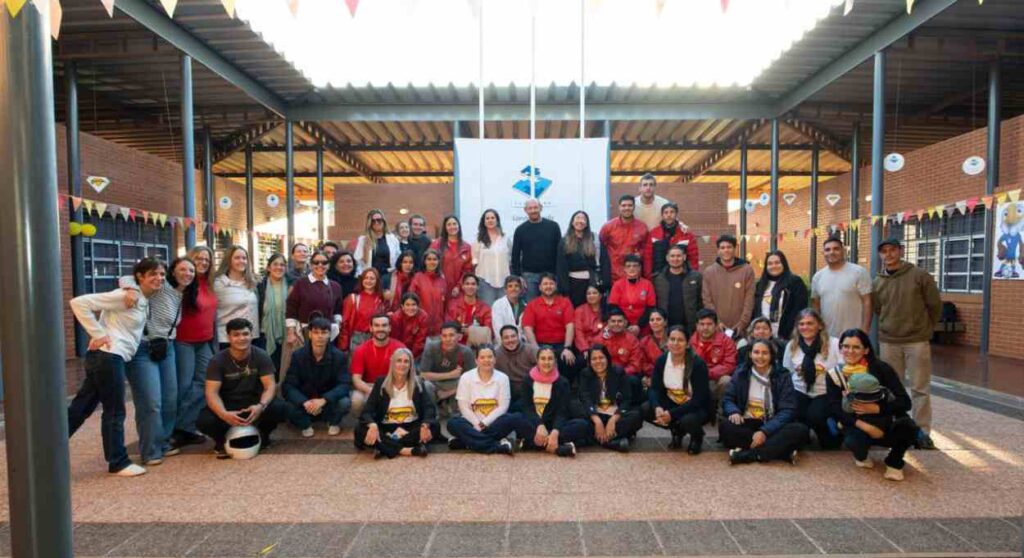 Equipe do programa Supersanitos. Foto: Fundação Grupo London Supply