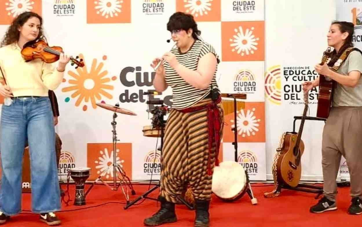 Ciudad del Este abre 1.ª Feira Internacional do Livro com lançamentos, música e teatro