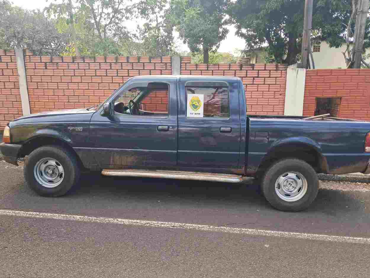 Camioneta furtada durante a madrugada é recuperada em Foz