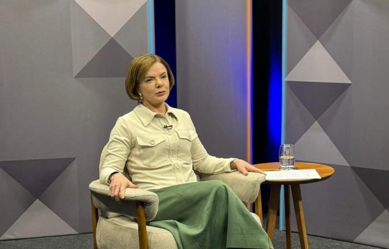‘Vivemos uma epidemia da jogatina’, diz Gleisi sobre Lula proibir bets