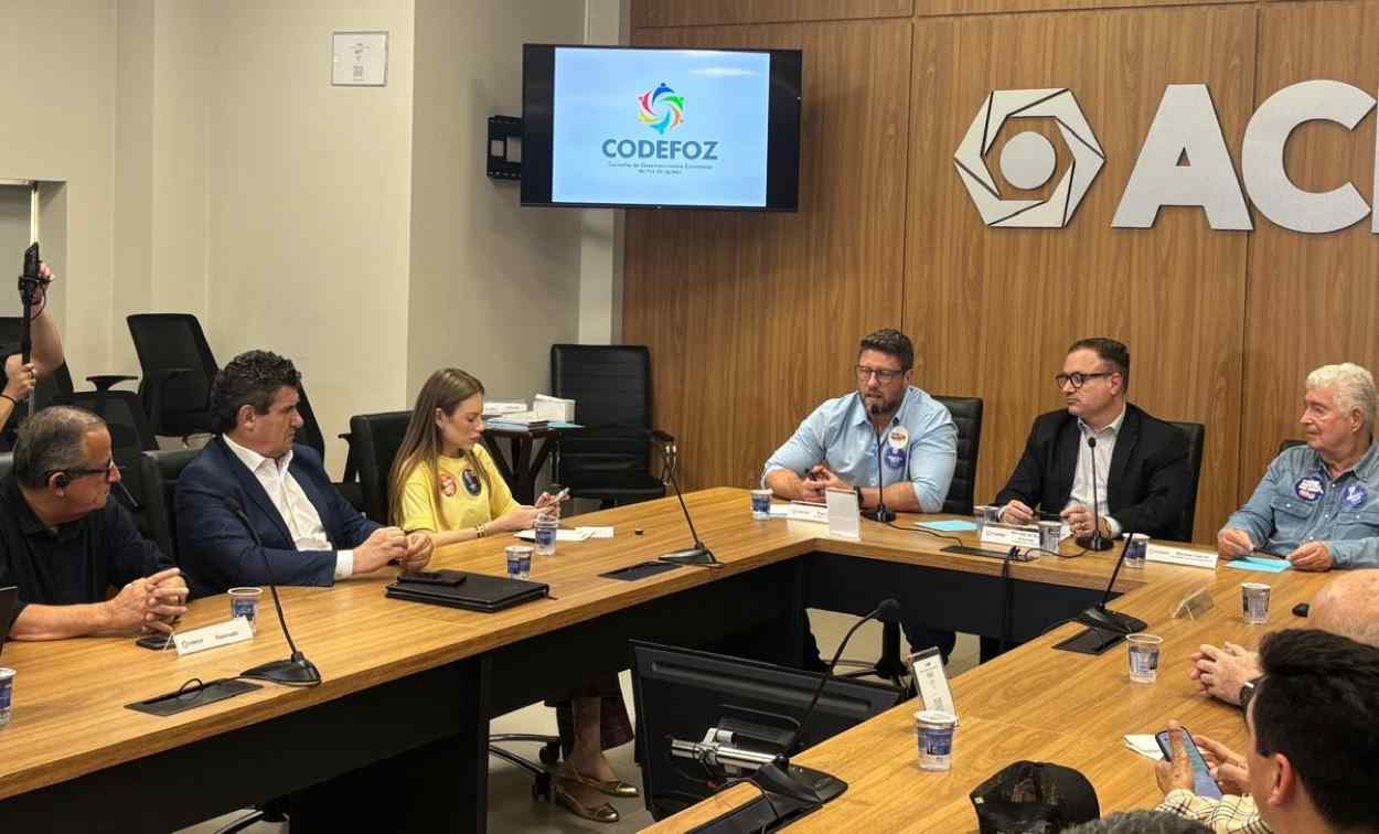 Requião Filho propõe regionalizar saúde e zerar ICMS de pequenas empresas