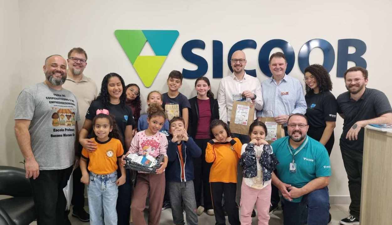 Cooperativa Mirim prepara crianças para o futuro com educação e empreendedorismo