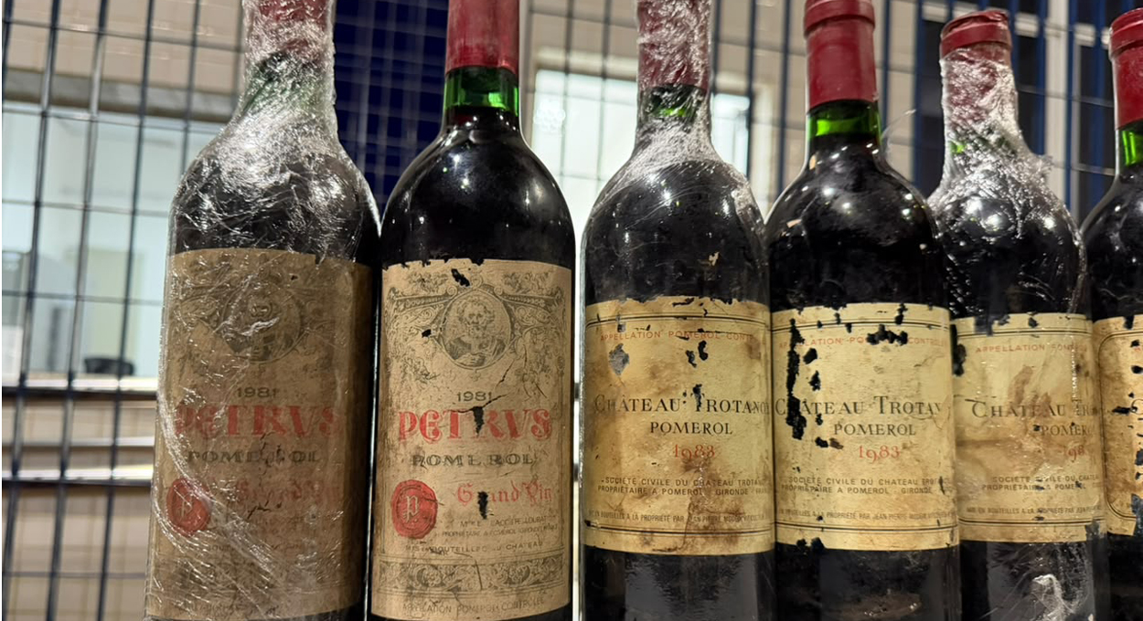 Receita Federal apreende 45 vinhos avaliados em R$ 500 mil na BR-277
