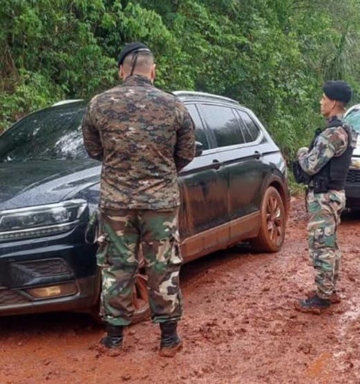 Veículo brasileiro recuperado na Argentina.