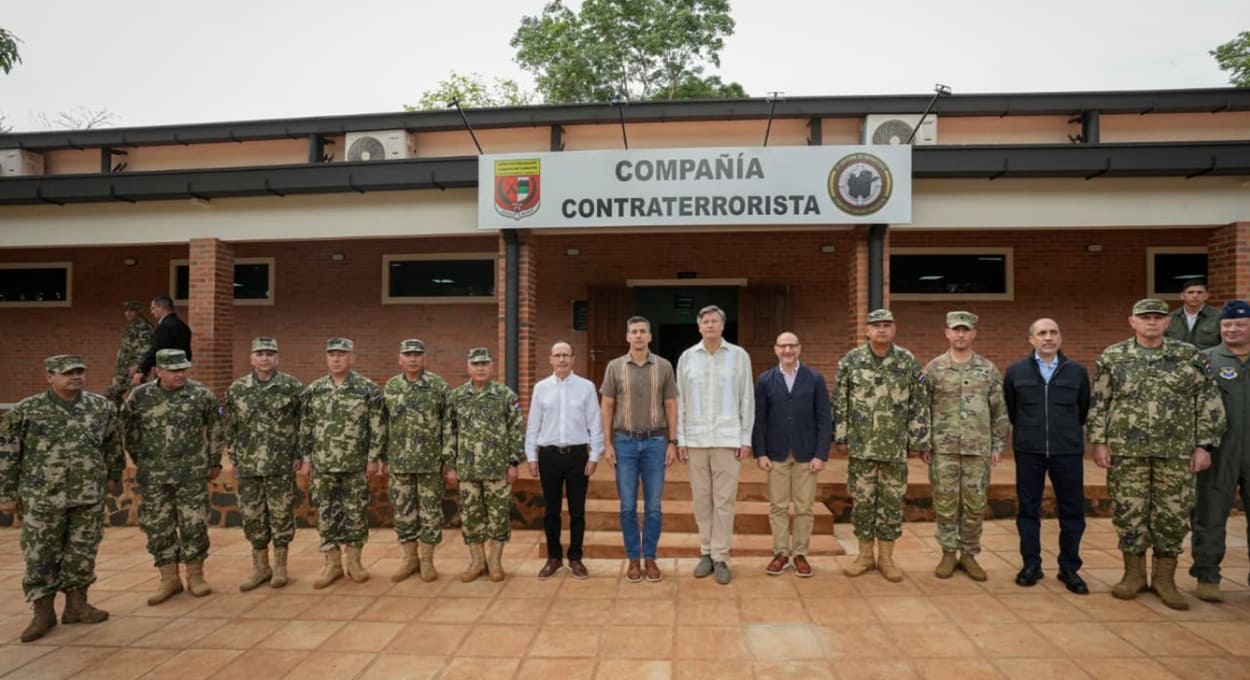 Paraguai: na fronteira, vice-secretário dos EUA fala sobre terrorismo