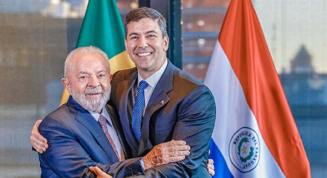 Presidente do Paraguai felicita Lula pela reeleição no Brasil