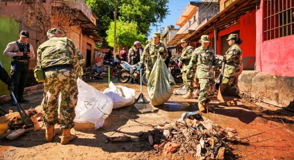 Bairro San Rafael fica nas proximidades da cabeceira da Ponte da Amizade no Paraguai.