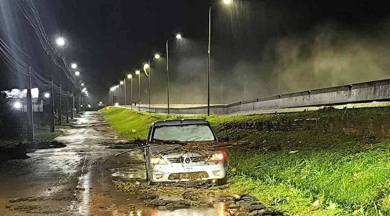 Famílias desabrigadas por temporal em São Miguel do Iguaçu precisam de ajuda