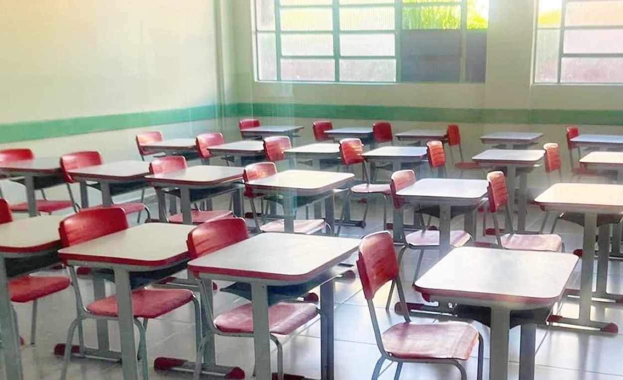 CPI dos Livros de Inglês: prefeitura afirma que não houve prejuízo pedagógico a alunos