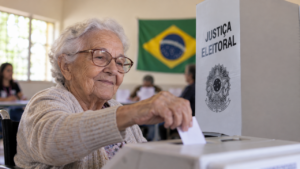 Voto, prova de vida e democracia